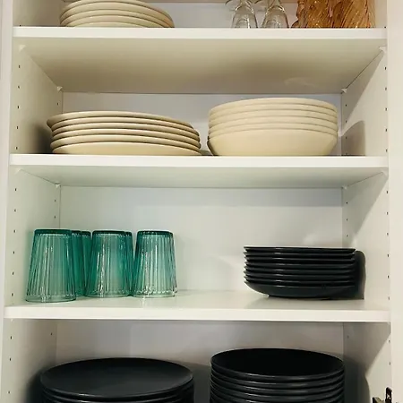 Daire Modern 2br W 2 Balconies, Metro, Helsinki 15min