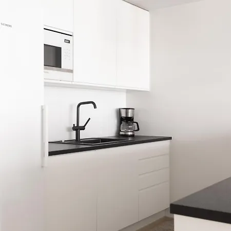 Modern 2br W 2 Balconies, Metro, Helsinki 15min * Эспоо